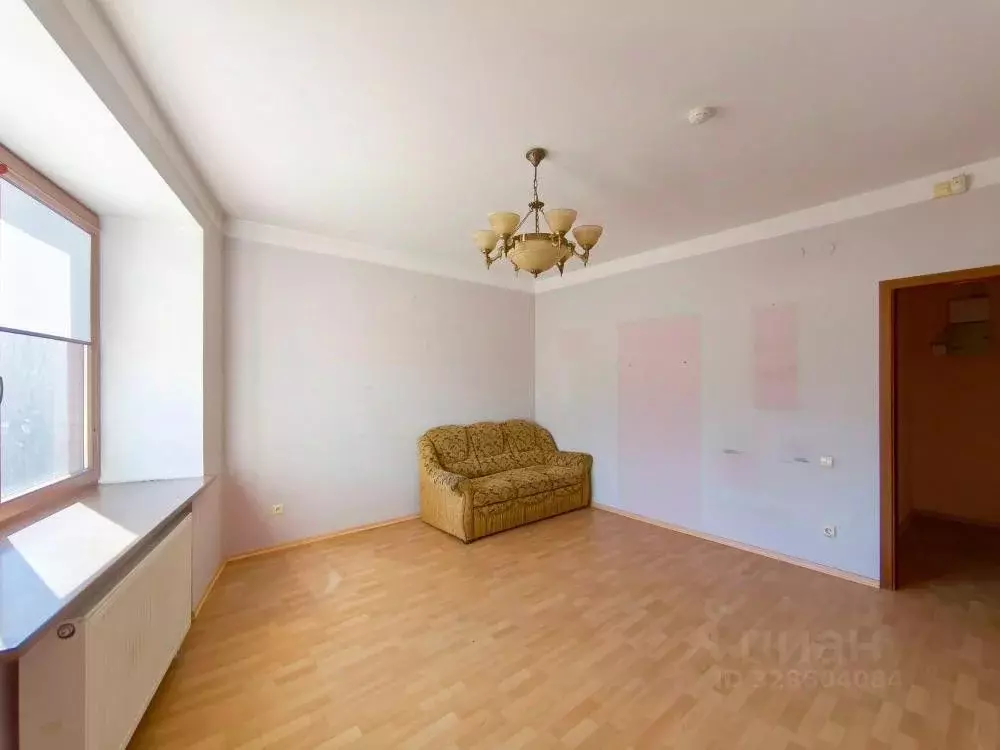 2-к кв. Калининградская область, Калининград пер. Щорса, 1 (155.2 м) - Фото 2