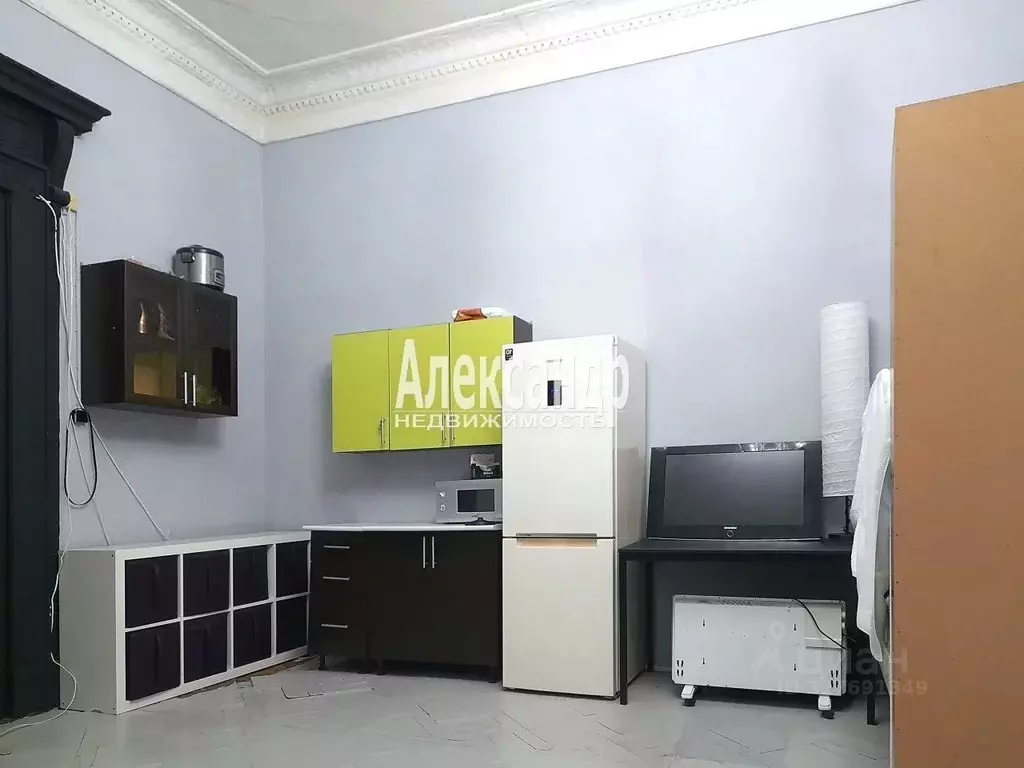 Комната Санкт-Петербург Вознесенский просп., 31 (30.7 м) - Фото 1