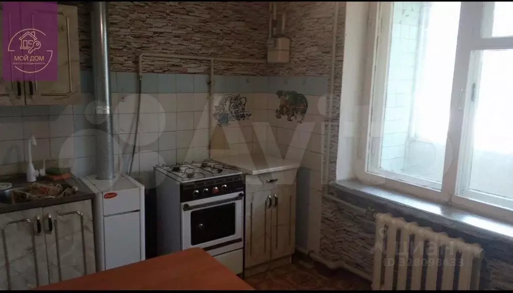 2-к кв. Крым, Сакский район, с. Уютное ул. Садовая, 28 (58.1 м) - Фото 1