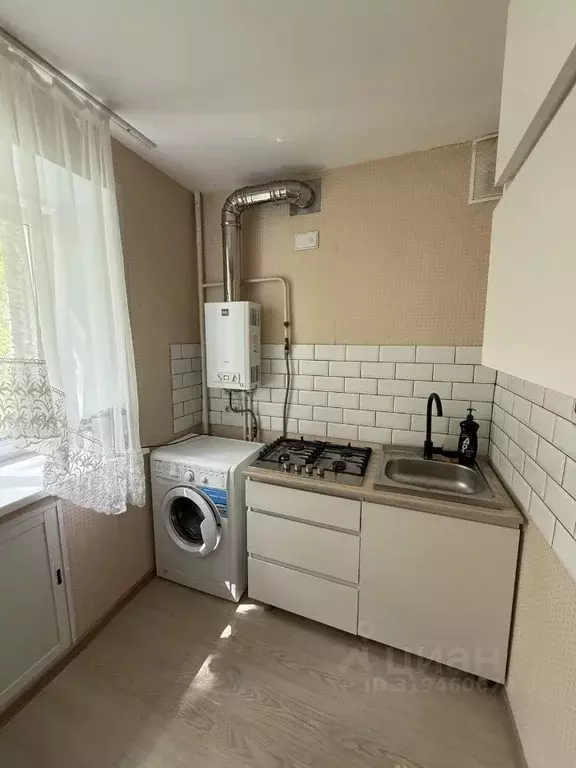 2-к кв. Ивановская область, Иваново Свободный пер., 2 (45.0 м) - Фото 0