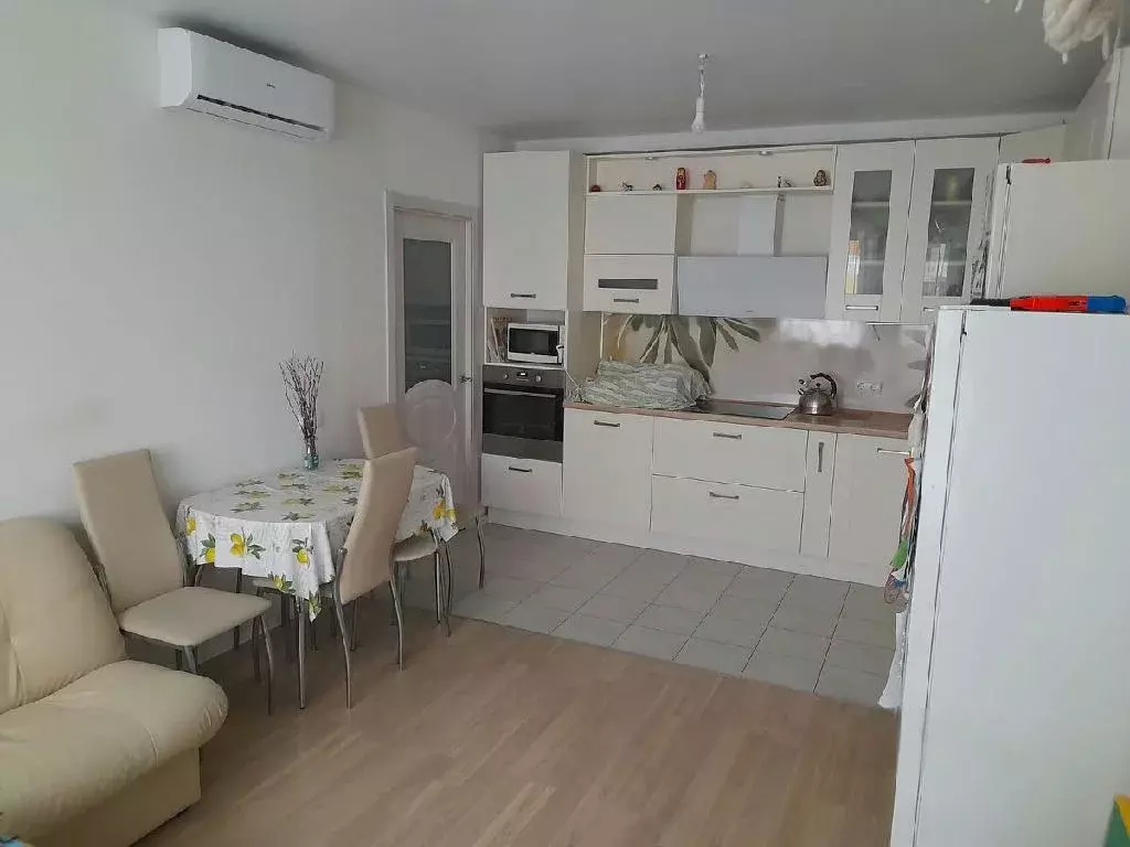 Продается 2-комнатная квартира - Фото 2