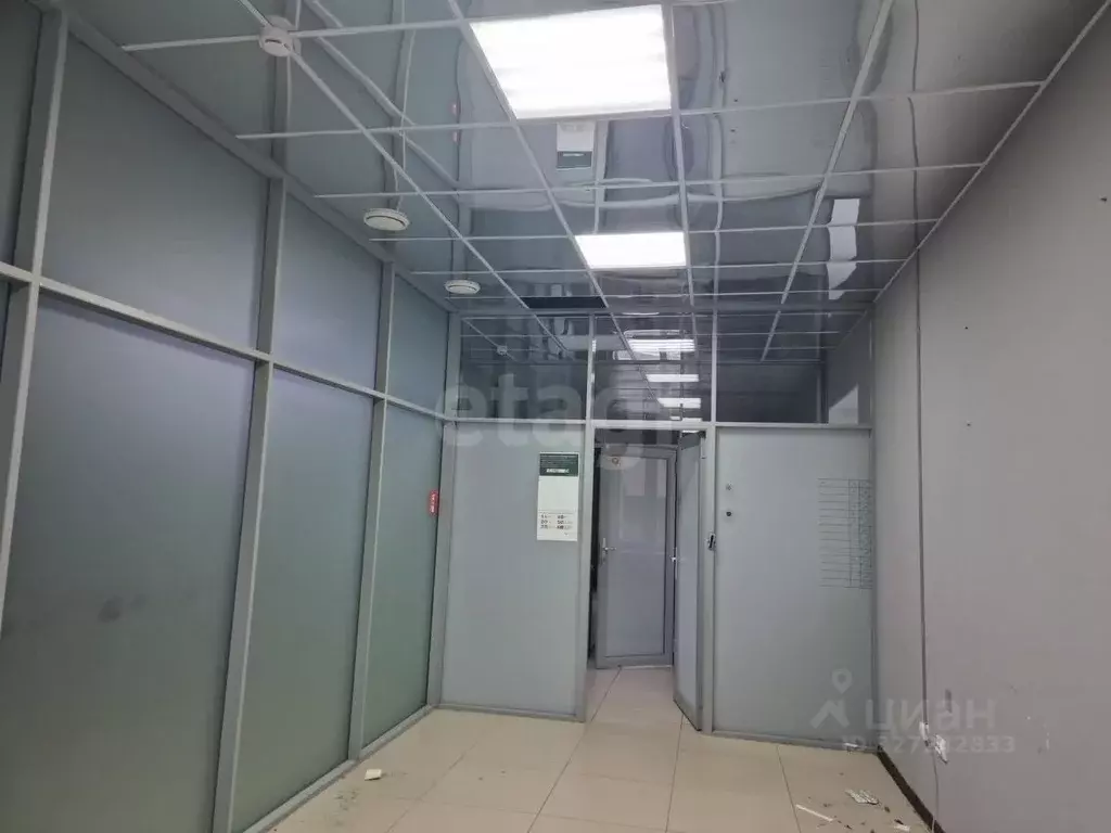 Офис в Ямало-Ненецкий АО, Новый Уренгой просп. Губкина, 14А (17 м) - Фото 2