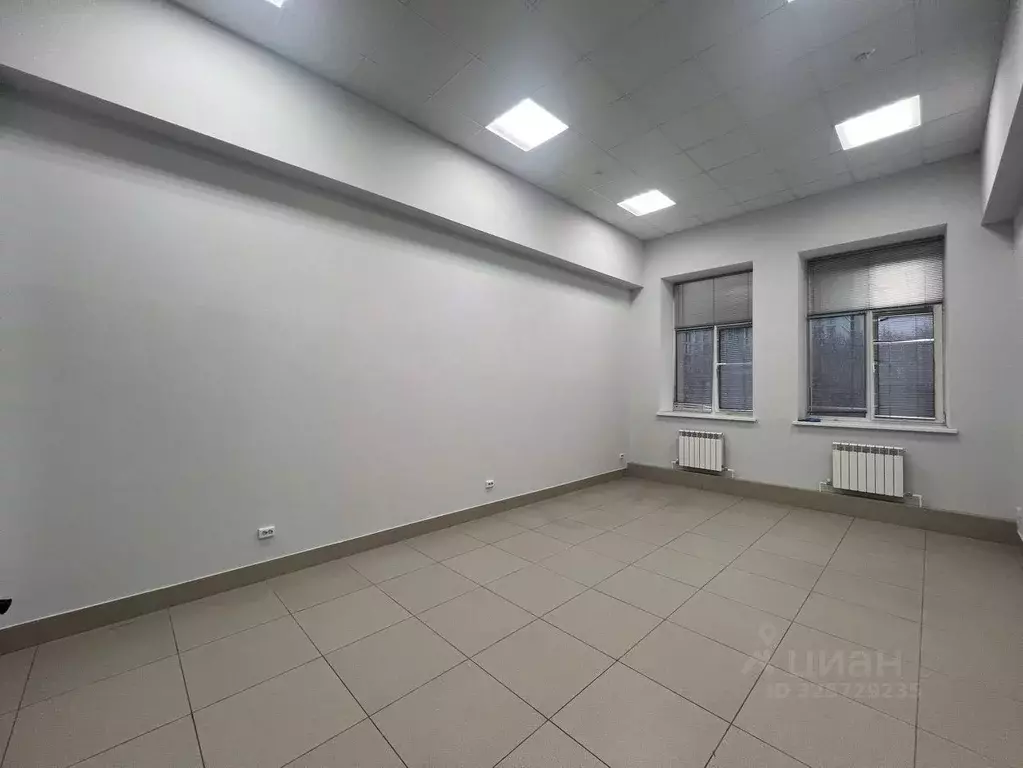 Офис в Татарстан, Казань ул. Мазита Гафури, 50к5 (38 м) - Фото 2