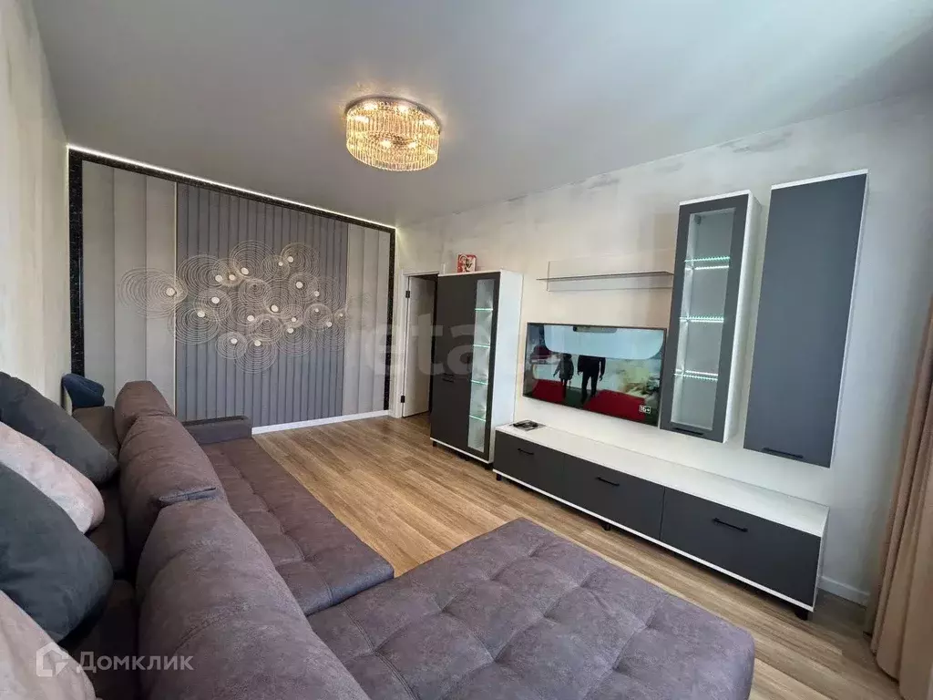 Продаётся 3-к квартира, 62.8 м - Фото 0