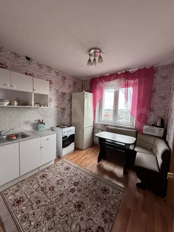 2-к. квартира, 65 м, 4/10 эт. - Фото 0