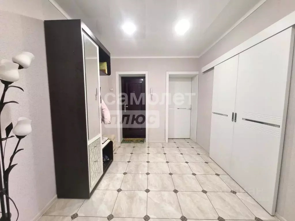 3-к кв. Краснодарский край, Крымск ул. Карла Либкнехта (66.3 м) - Фото 2