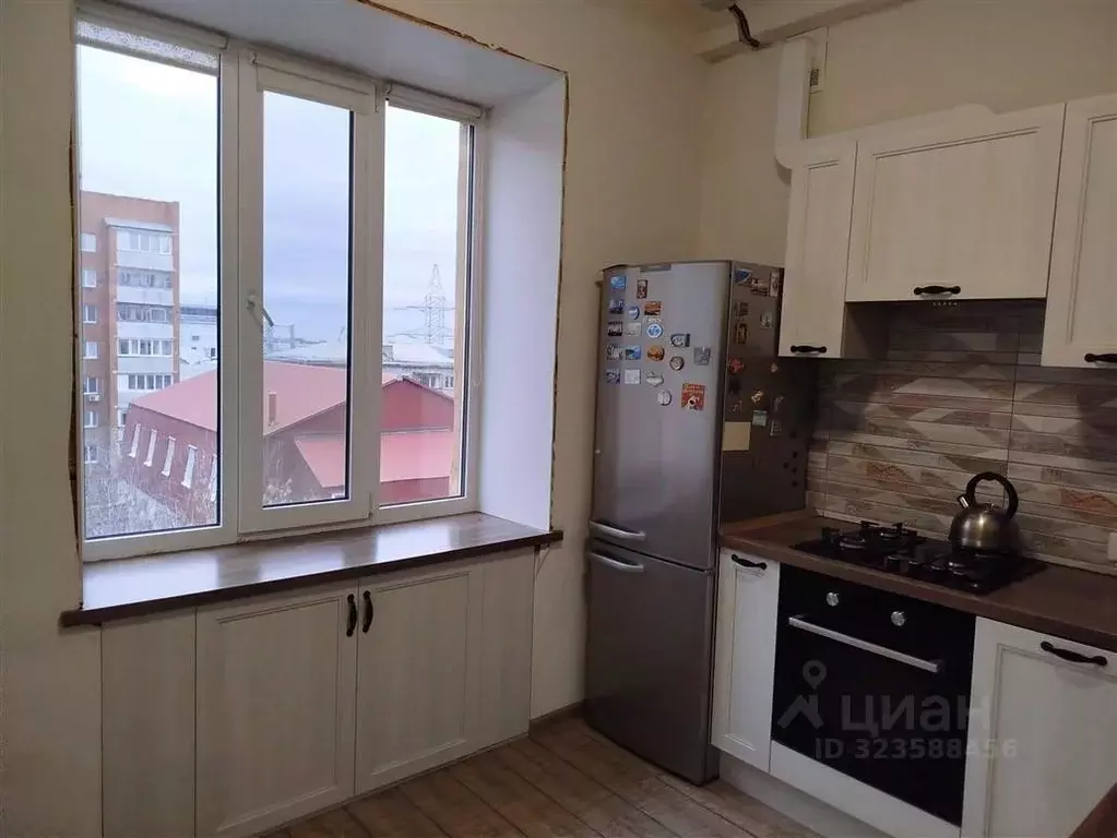 3-к кв. Самарская область, Самара ул. Луначарского, 28 (75.0 м) - Фото 1