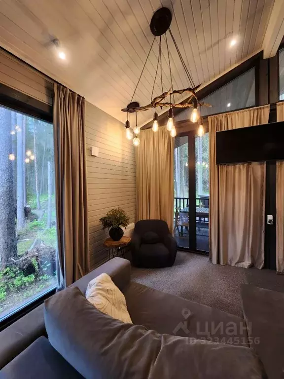 Коттедж в Ленинградская область, Всеволожский район, Токсовское ... - Фото 1