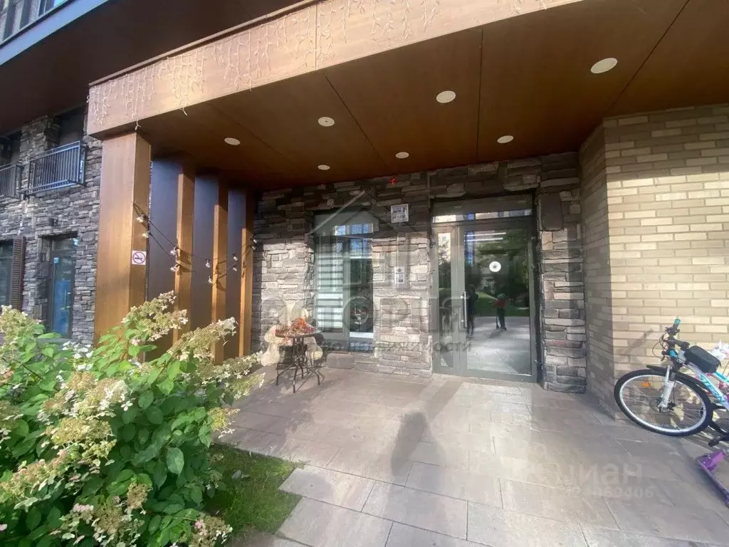 2-к кв. Красноярский край, Красноярск ул. Авиаторов, 4Д (56.6 м) - Фото 1