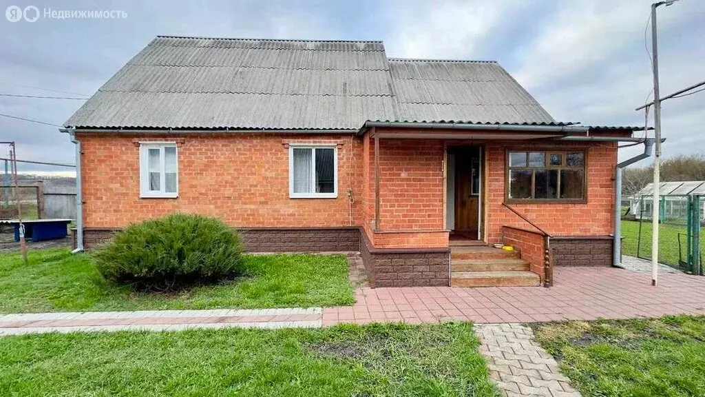 Дом в Белгородская область, Яковлевский муниципальный округ, село ... - Фото 2
