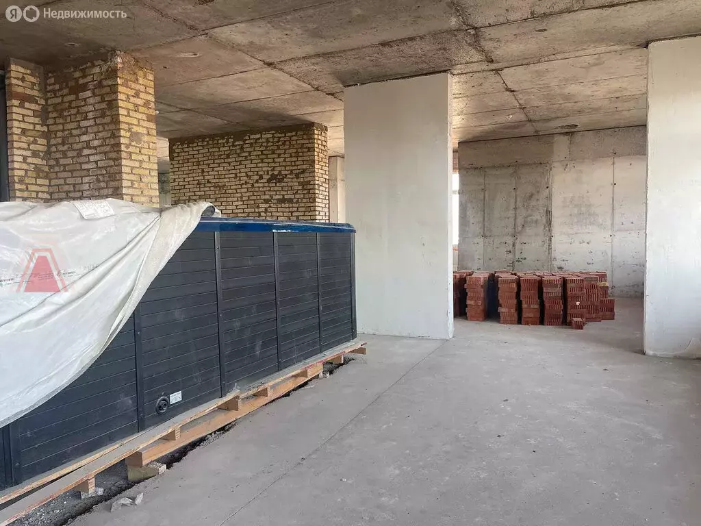 6-комнатная квартира: Уфа, улица Генерала Рыленко, 8 (365 м) - Фото 1