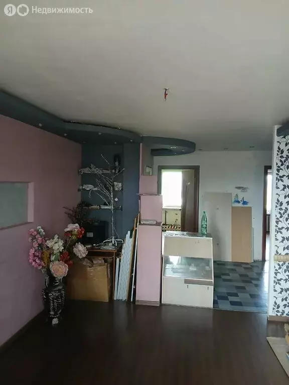 4-комнатная квартира: Вихоревка, улица Горького, 10А (96 м) - Фото 1