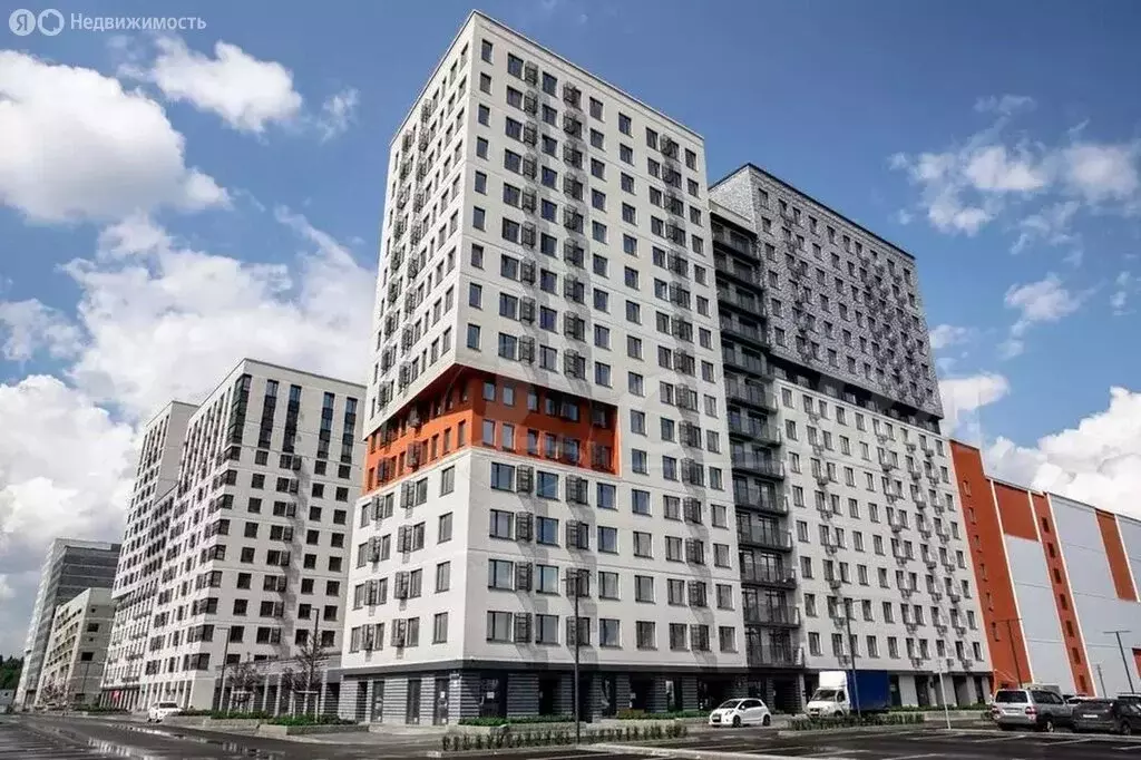 3-комнатная квартира: Тюмень, Интернациональная улица, 199к9 (62.3 м) - Фото 1