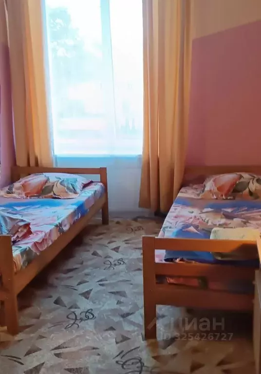 Комната Калининградская область, Балтийск ул. Л. Некрасова, 9 (33.0 м) - Фото 1