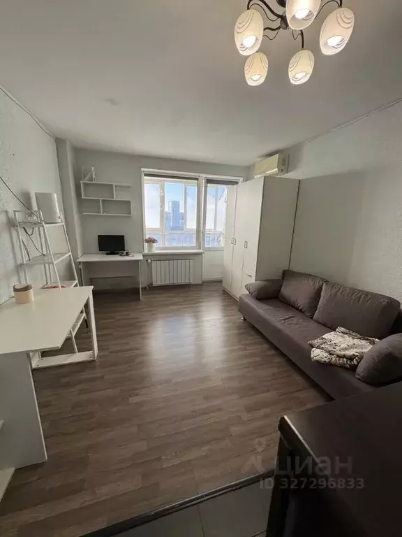 Студия Свердловская область, Екатеринбург ул. Рощинская, 41 (25.0 м) - Фото 2