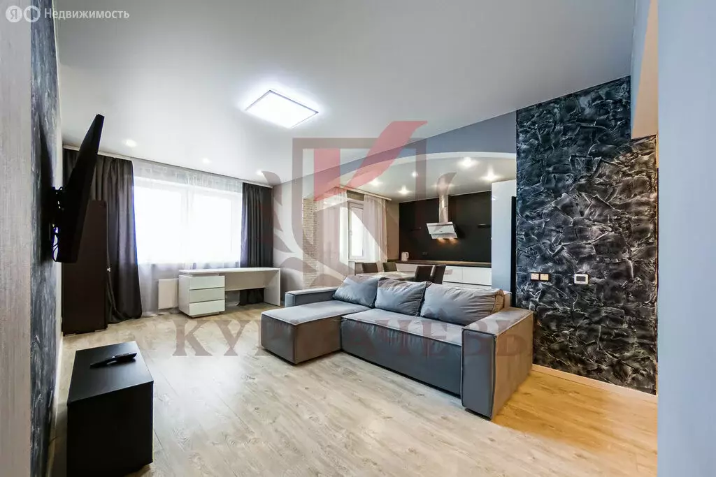 3-комнатная квартира: Екатеринбург, улица Чкалова, 260 (78.7 м) - Фото 0