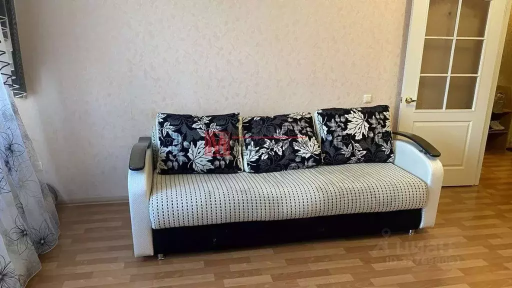 1-к кв. Белгородская область, Старый Оскол Степной мкр, 10 (47.0 м) - Фото 2