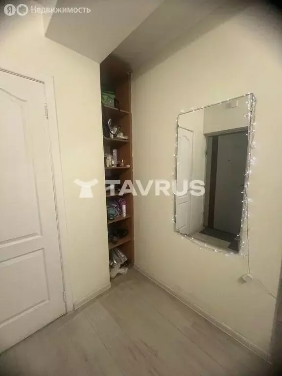 1-комнатная квартира: Симферополь, улица Ешиль Ада, 4 (41 м) - Фото 1