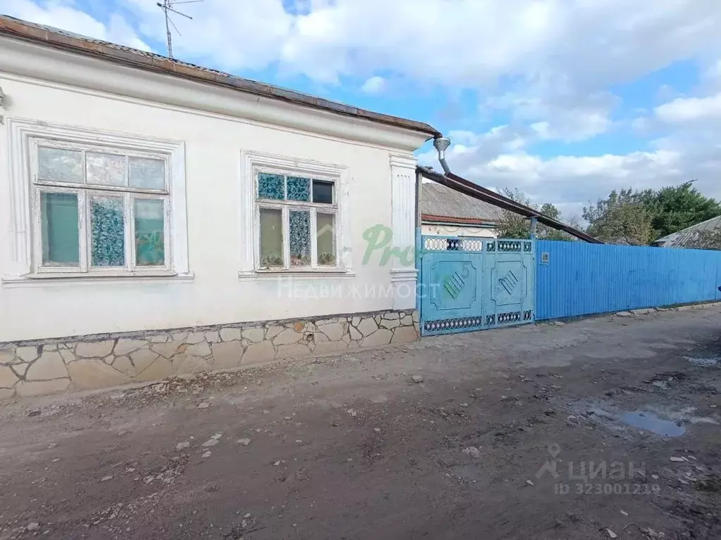 Дом в Краснодарский край, Ейск Ростовский пер. (84 м) - Фото 1