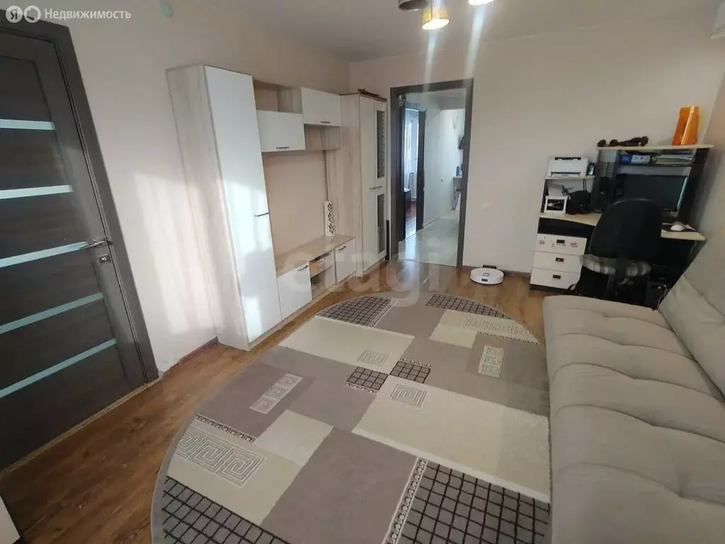 4-комнатная квартира: Шадринск, улица Спартака, 30 (59.1 м) - Фото 1