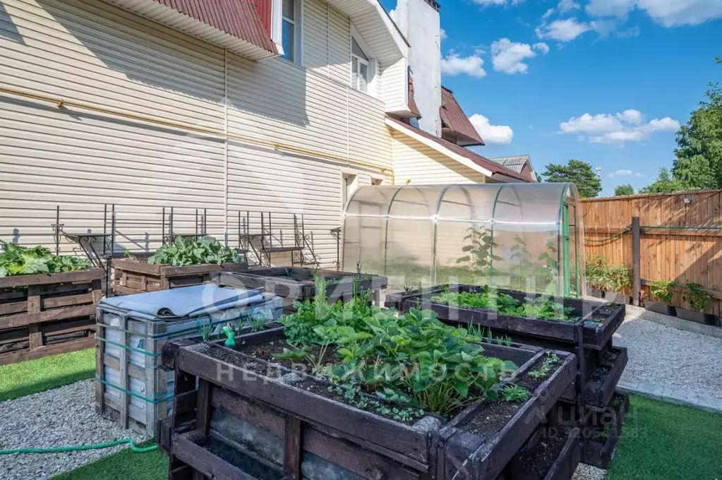 Коттедж в Свердловская область, Екатеринбург ул. Прохожая, 30 (349 м) - Фото 2