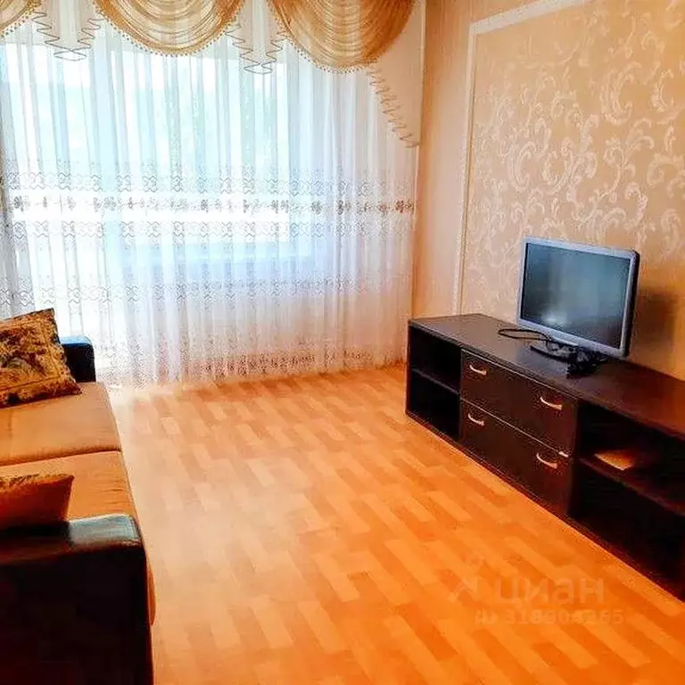2-к кв. Омская область, Омск ул. 70 лет Октября, 18/1 (54.0 м) - Фото 1