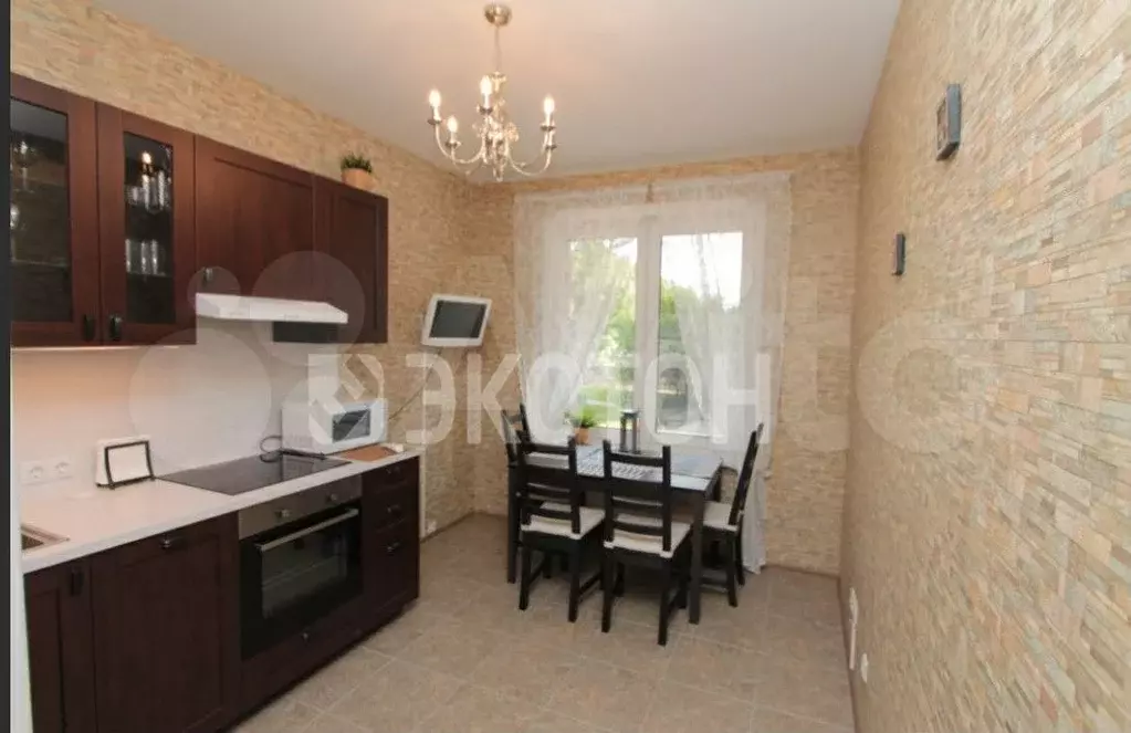 2-к. квартира, 55 м, 2/10 эт. - Фото 0