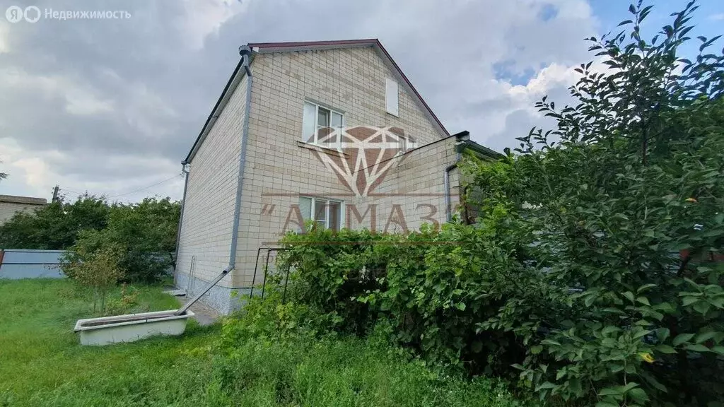 Дом в Елец, Дачная улица (271 м) - Фото 0