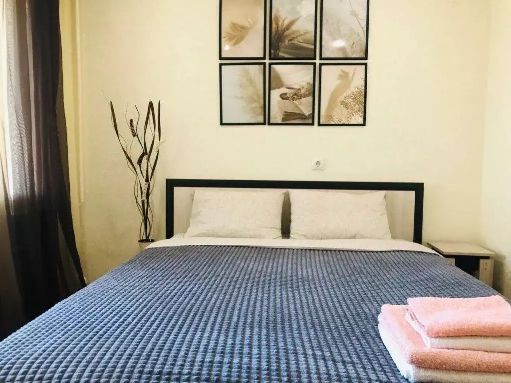 2-к кв. Самарская область, Тольятти Южное ш., 15 (60.0 м) - Фото 1