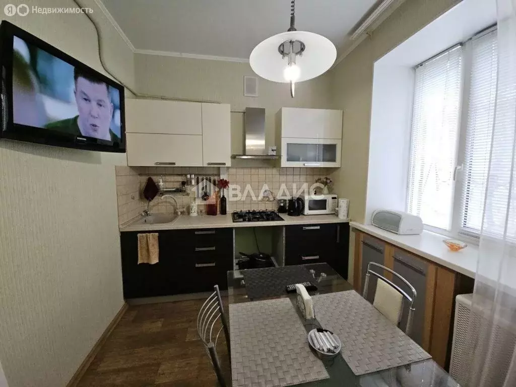 2-комнатная квартира: Волгоград, Демократический переулок, 2 (57 м) - Фото 1
