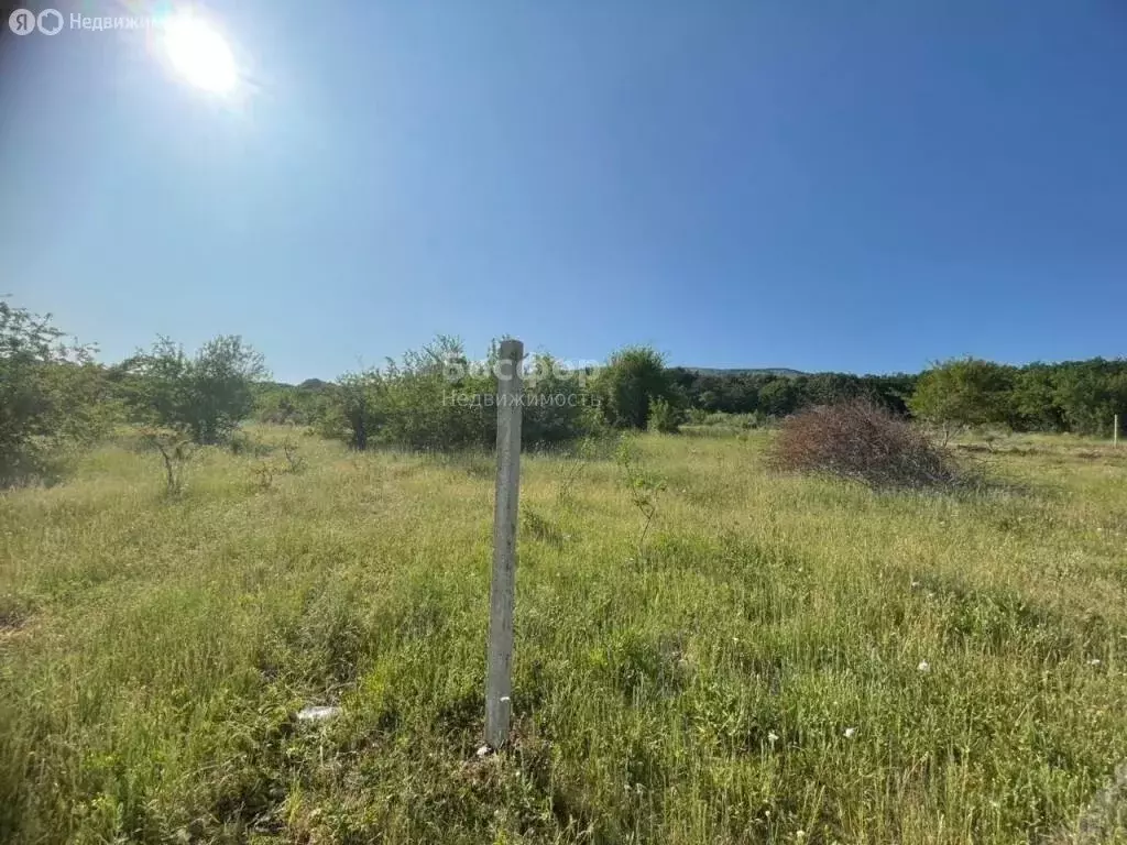 Участок в Старый Крым, квартал Красное Село (10 м) - Фото 1