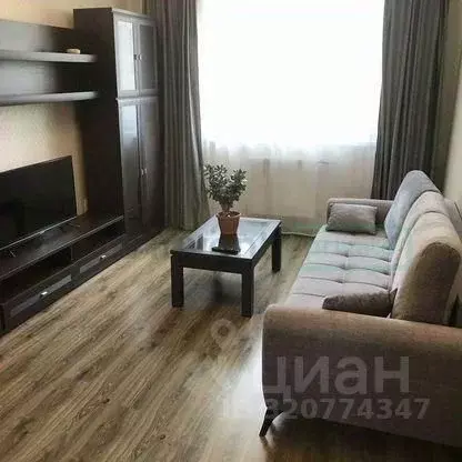 1-к кв. Калининградская область, Калининград Майский пер., 2 (39.8 м) - Фото 1