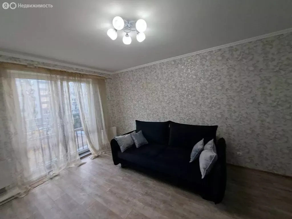 1-комнатная квартира: Калининград, Малоярославская улица, 12 (41 м) - Фото 1