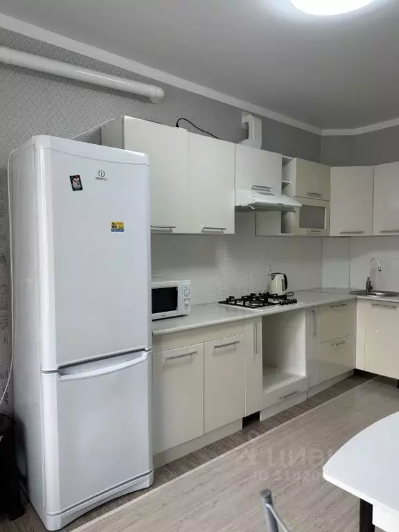 2-к кв. Ставропольский край, Ессентуки ул. Очаровательная, 10к2 (56.0 ... - Фото 1