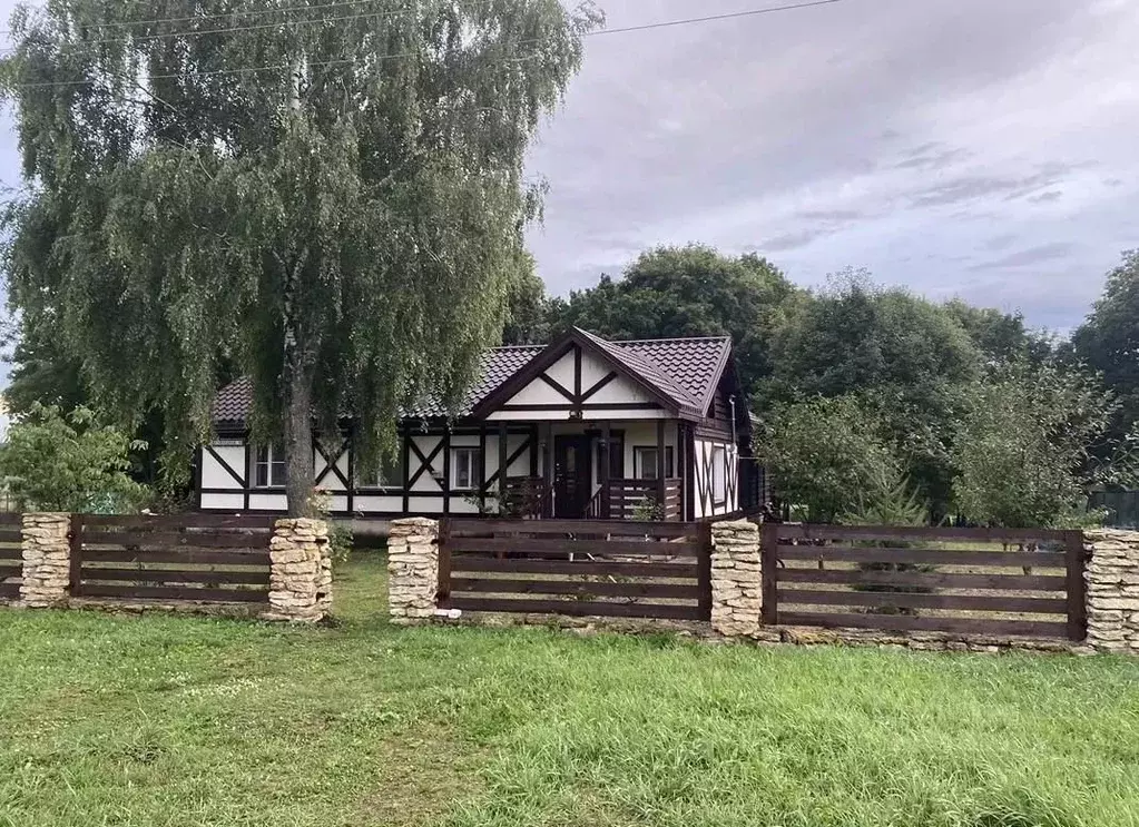 Дом в Орловская область, Ливенский район, Речицкое с/пос, д. Угольное ... - Фото 1