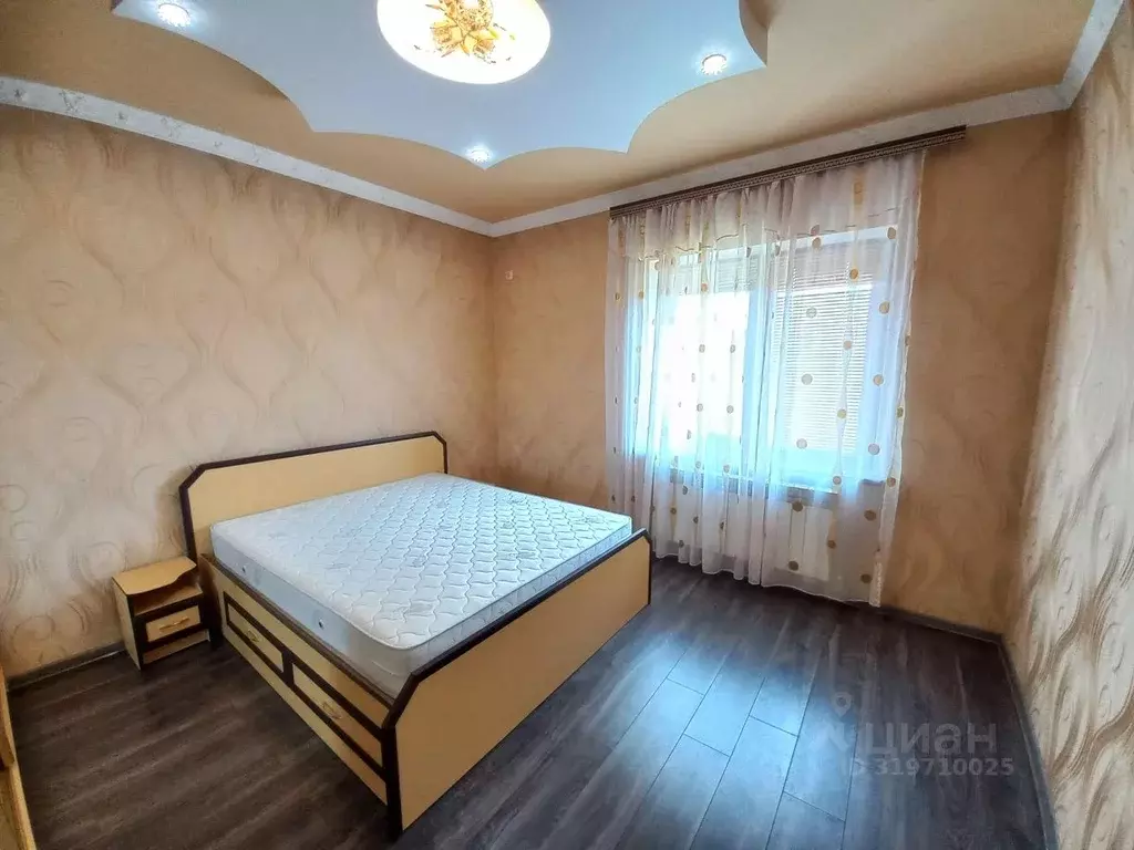 Дом в Крым, Евпатория ул. Рылеева, 56 (100 м) - Фото 1
