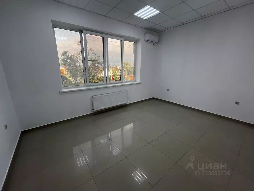 Помещение свободного назначения в Краснодарский край, Северский район, ... - Фото 2