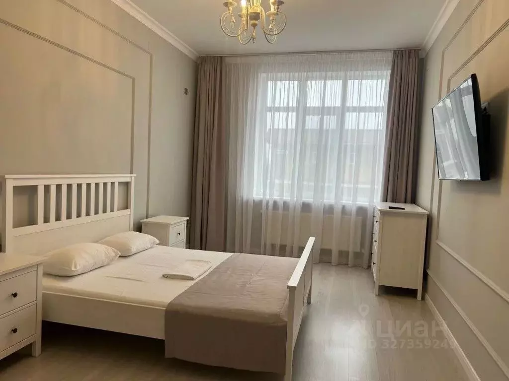 2-к кв. Крым, Симферополь ул. Пахотная, 10 (65.0 м) - Фото 1