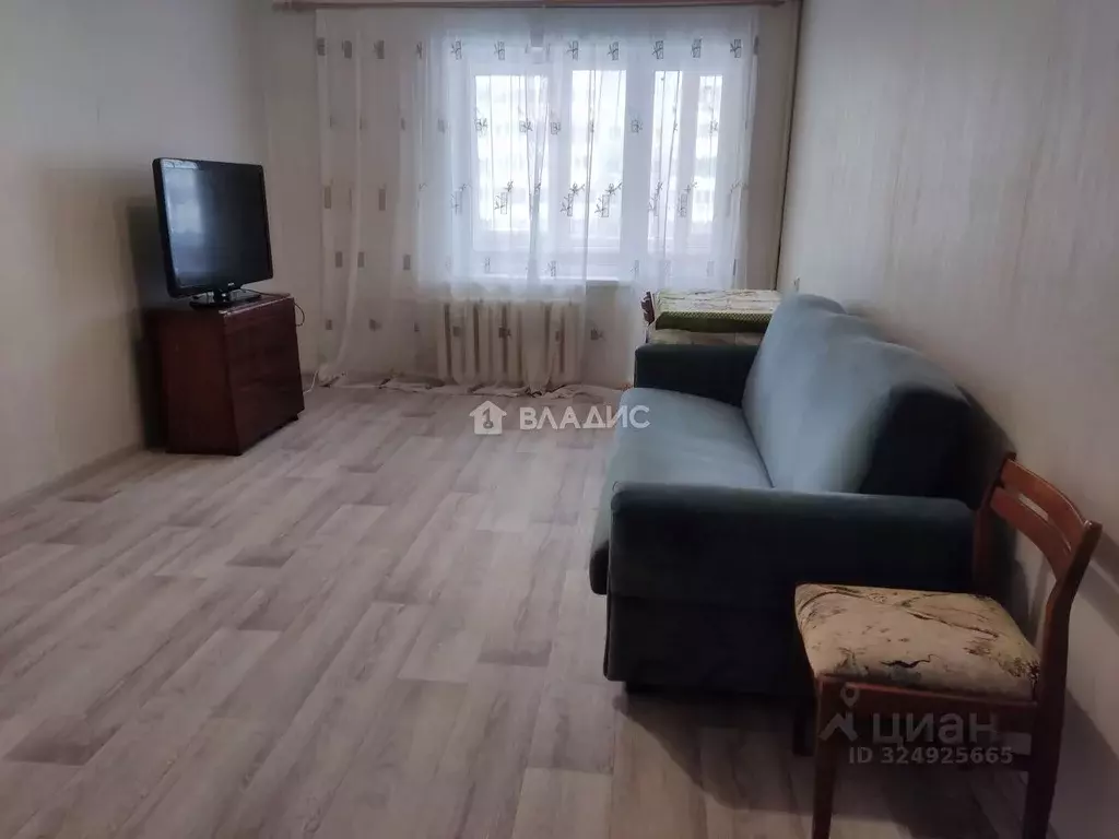 2-к кв. Марий Эл, Йошкар-Ола ул. Петрова, 4 (56.0 м) - Фото 1