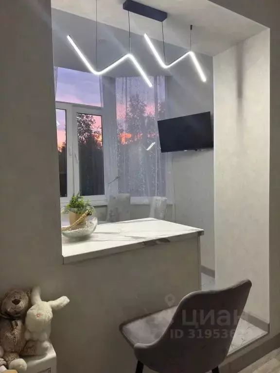 2-к кв. Ханты-Мансийский АО, Нижневартовск ул. Мира, 3 (58.0 м) - Фото 0