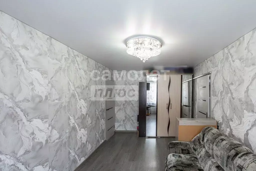 2-к кв. Омская область, Омск ул. Маяковского, 87А (42.3 м) - Фото 2