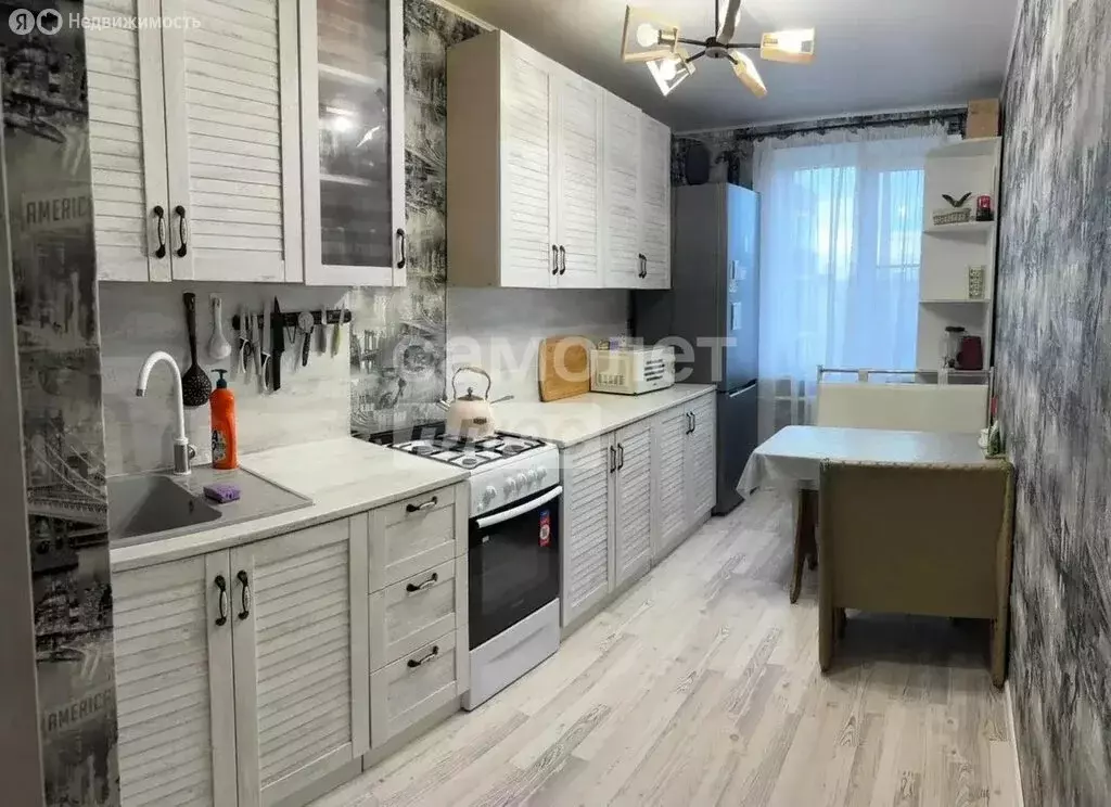 3-комнатная квартира: Михайловск, улица Ленина, 195/2 (66.9 м) - Фото 1