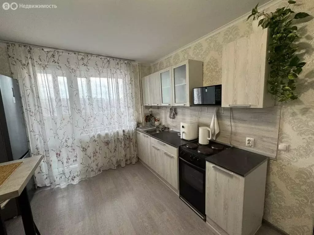 1-комнатная квартира: Петропавловск-Камчатский, улица Савченко, 16/2 ... - Фото 1