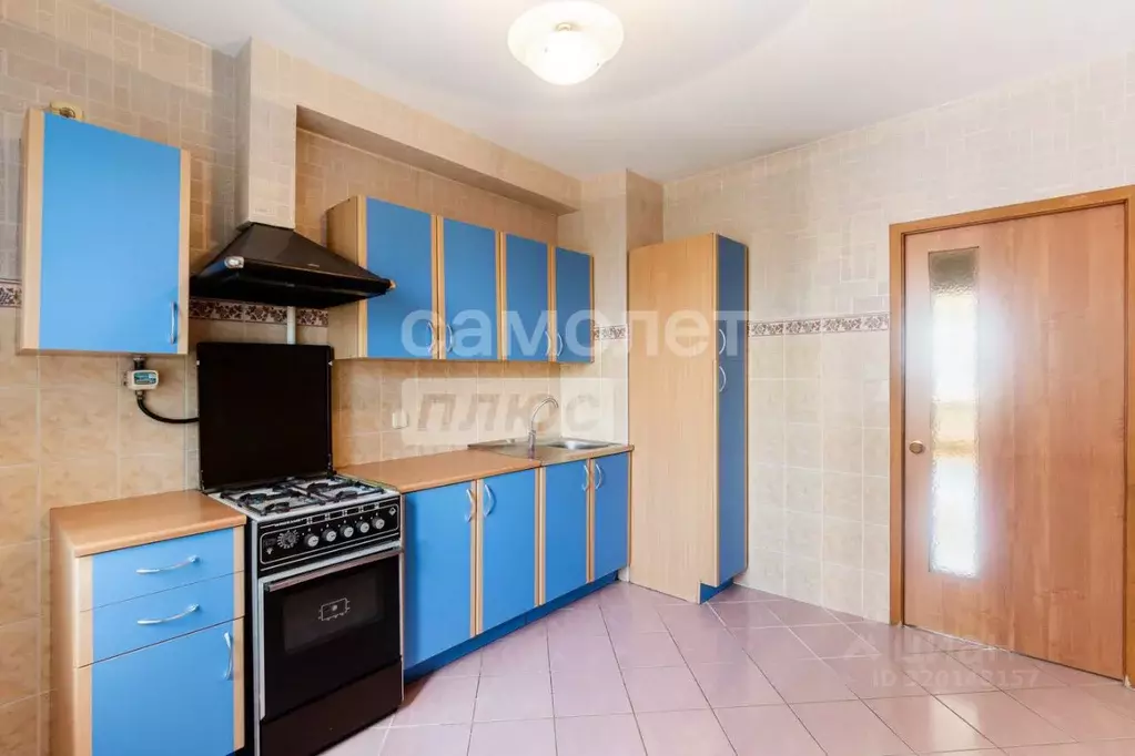 3-к кв. Омская область, Омск ул. 3-я Железнодорожная, 15 (63.2 м) - Фото 1