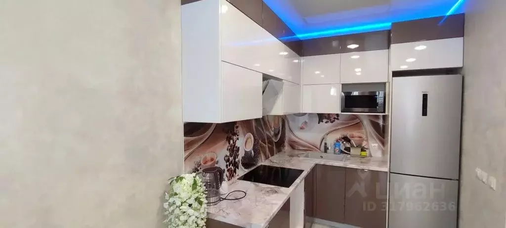 2-к кв. Карелия, Петрозаводск ул. Еремеева, 38 (42.0 м) - Фото 0