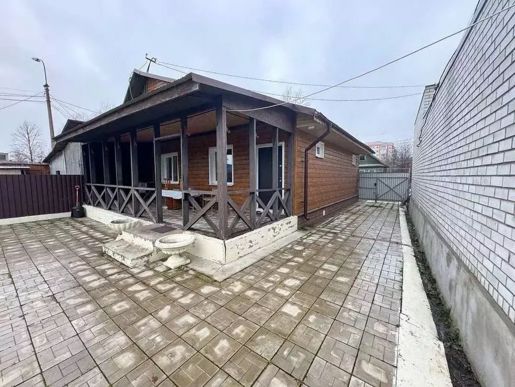 Дом в Новгородская область, Великий Новгород Хутынская ул., 18 (64 м) - Фото 1