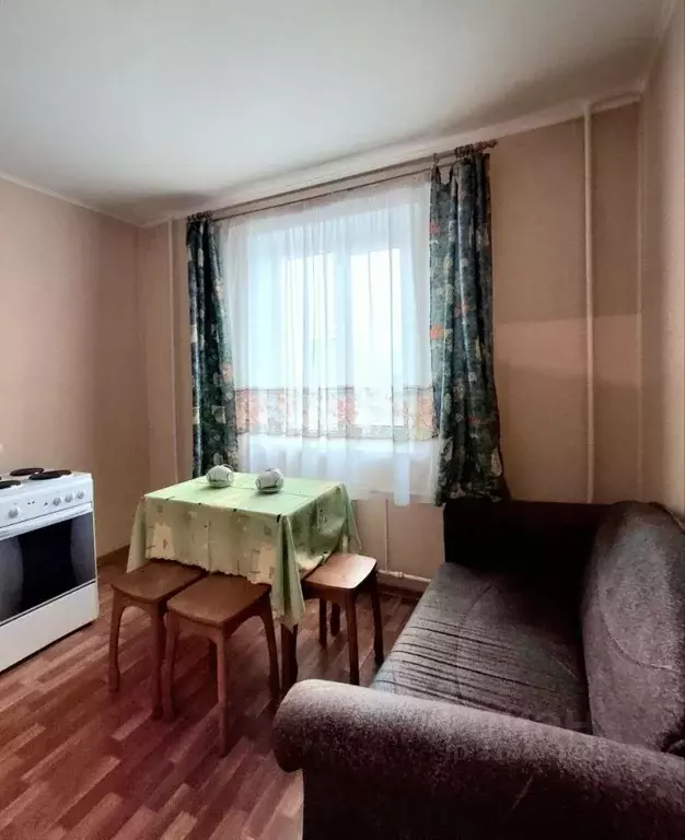 1-к кв. Курская область, Курск просп. Вячеслава Клыкова, 82 (37.5 м) - Фото 0