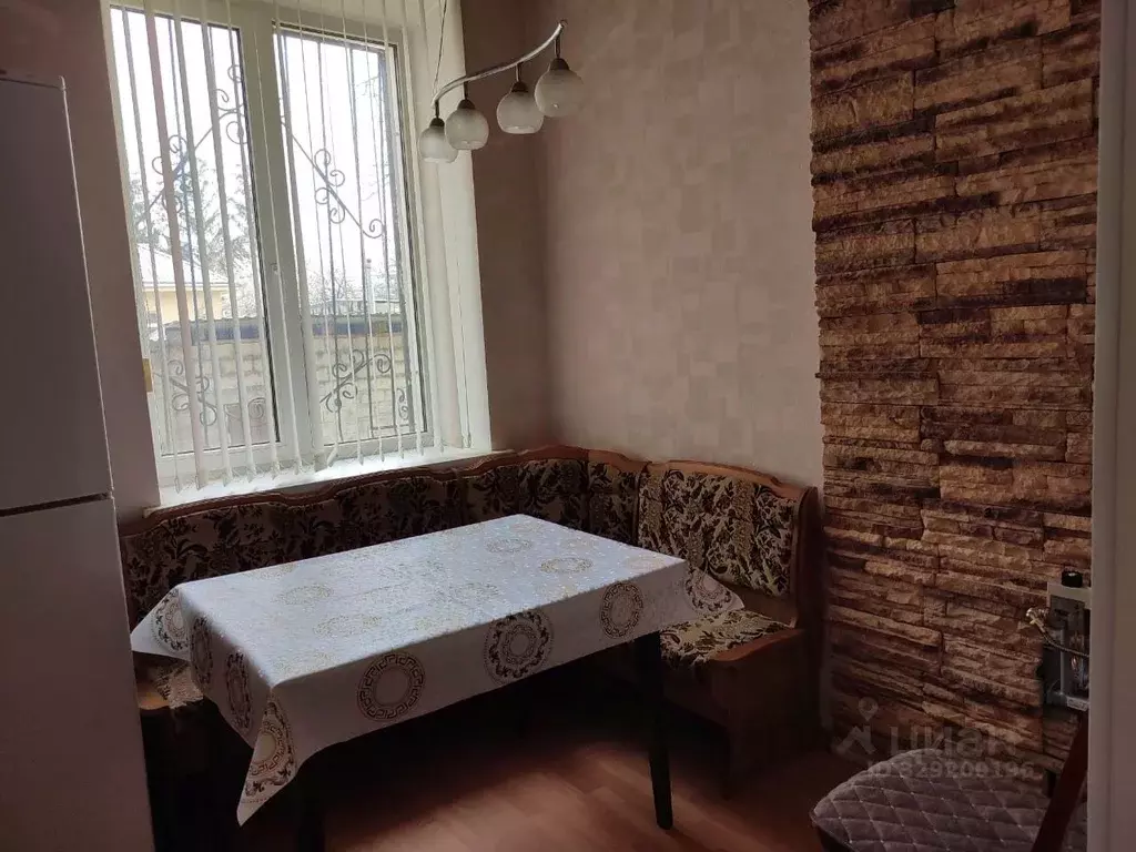 2-к кв. Ставропольский край, Кисловодск ул. Кутузова (60.0 м) - Фото 1