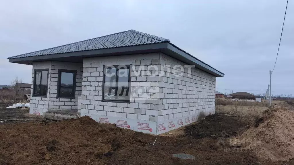 Дом в Ульяновская область, Чердаклинский район, Мирновское с/пос, пос. ... - Фото 0