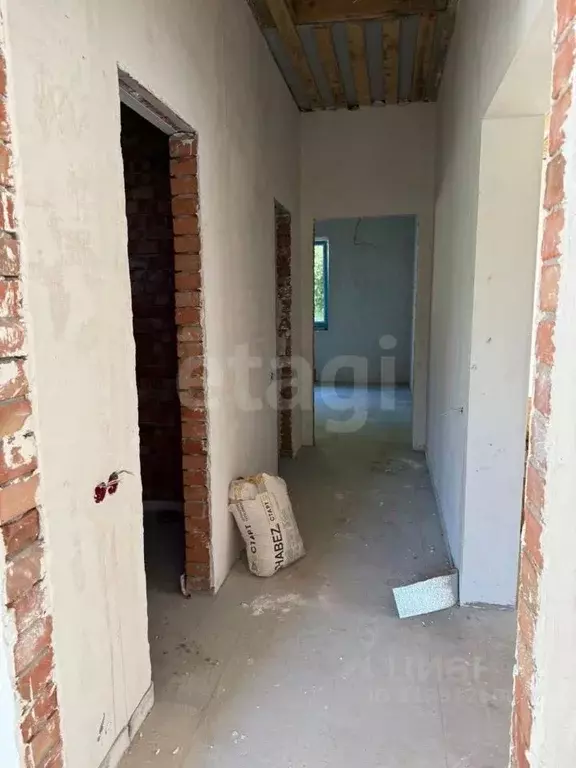 Дом в Калмыкия, Элиста въезд 1-й Горького, 8 (104 м) - Фото 1